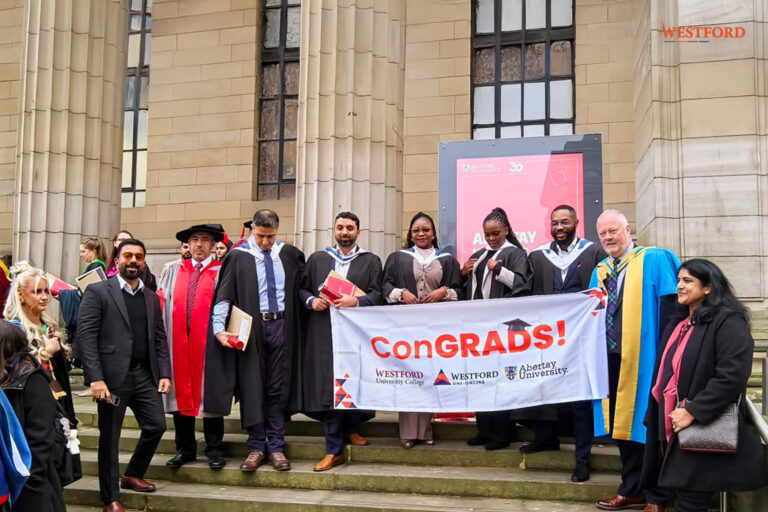 Abertay_Graduation_01